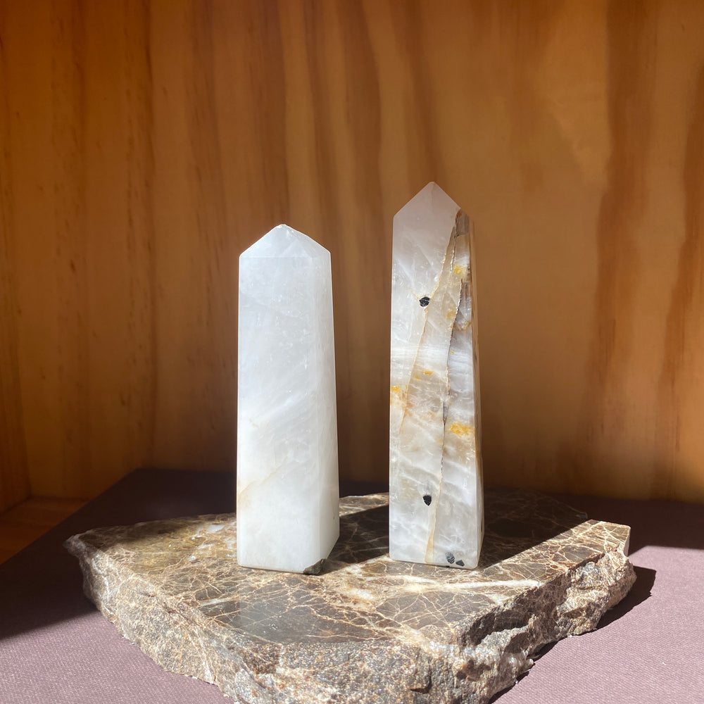 Tourmalinated quartz tower